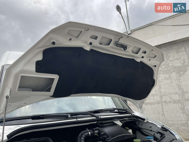 Вантажний фургон Volkswagen Crafter 2017 в Одесі фото 84 Вантажний фургон Volkswagen Crafter 2017 в Одесі