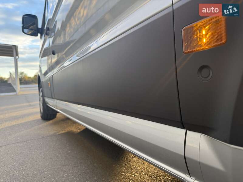 Мікроавтобус вантажний (до 3,5т) Volkswagen Crafter 2019 в Білгороді-Дністровському