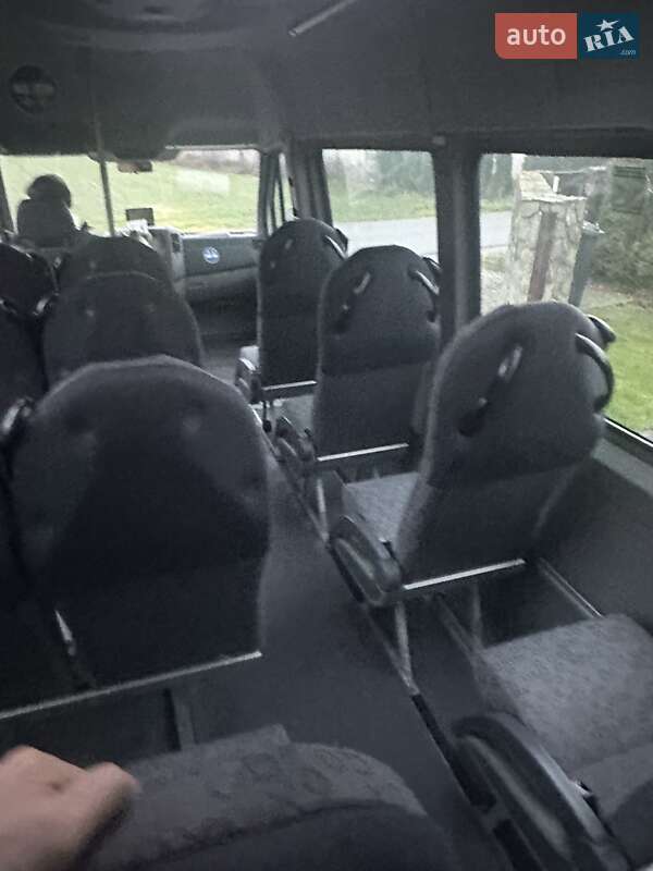 Микроавтобус Volkswagen Crafter 2010 в Ровно