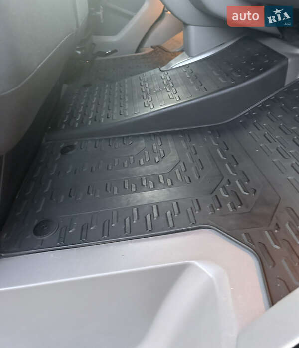 Вантажний фургон Volkswagen Crafter 2021 в Києві фото 95 Вантажний фургон Volkswagen Crafter 2021 в Києві