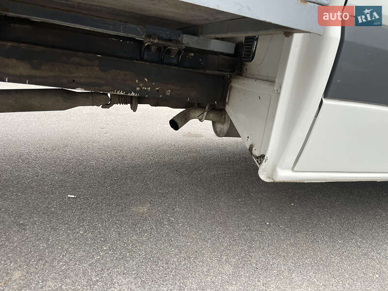 Борт Volkswagen Crafter 2009 в Любарі