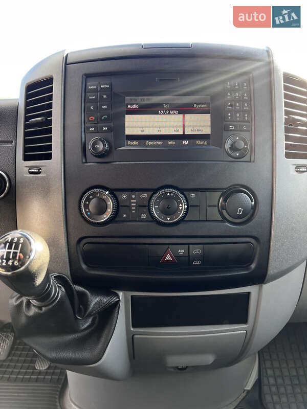 Грузовой фургон Volkswagen Crafter 2015 в Мукачево фото 27 Грузовой фургон Volkswagen Crafter 2015 в Мукачево