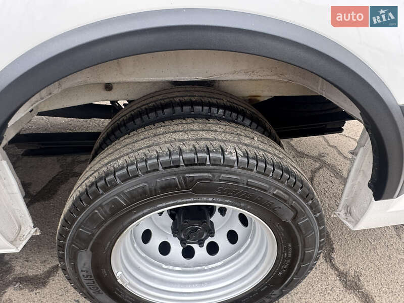 Грузопассажирский фургон Volkswagen Crafter 2019 в Ровно