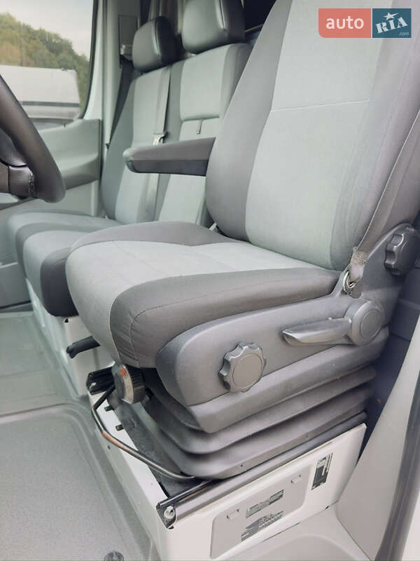 Вантажний фургон Volkswagen Crafter 2015 в Іршаві фото 16 Вантажний фургон Volkswagen Crafter 2015 в Іршаві