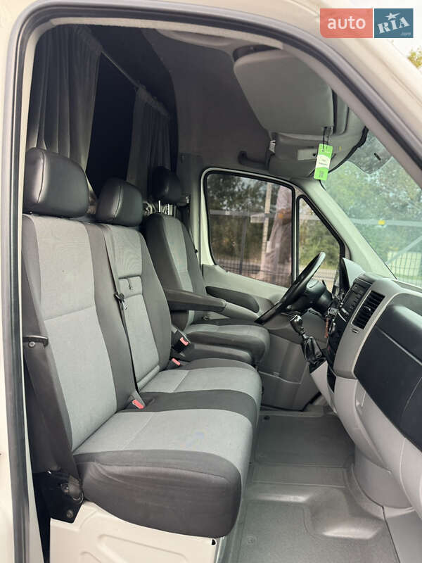 Вантажний фургон Volkswagen Crafter 2015 в Іршаві фото 32 Вантажний фургон Volkswagen Crafter 2015 в Іршаві