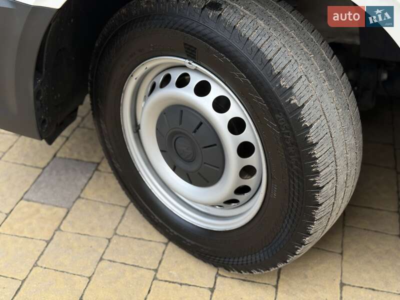 Грузовой фургон Volkswagen Crafter 2020 в Радивилове