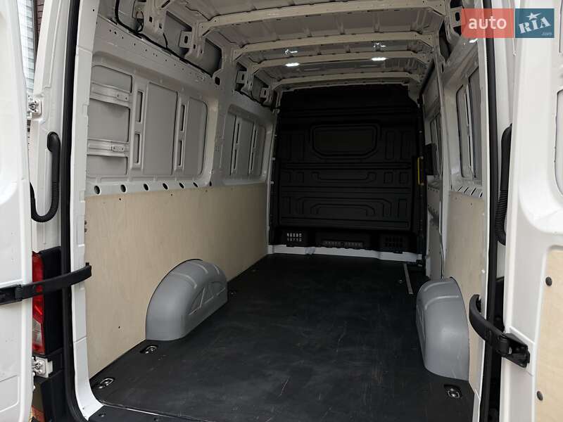 Грузовой фургон Volkswagen Crafter 2020 в Радивилове