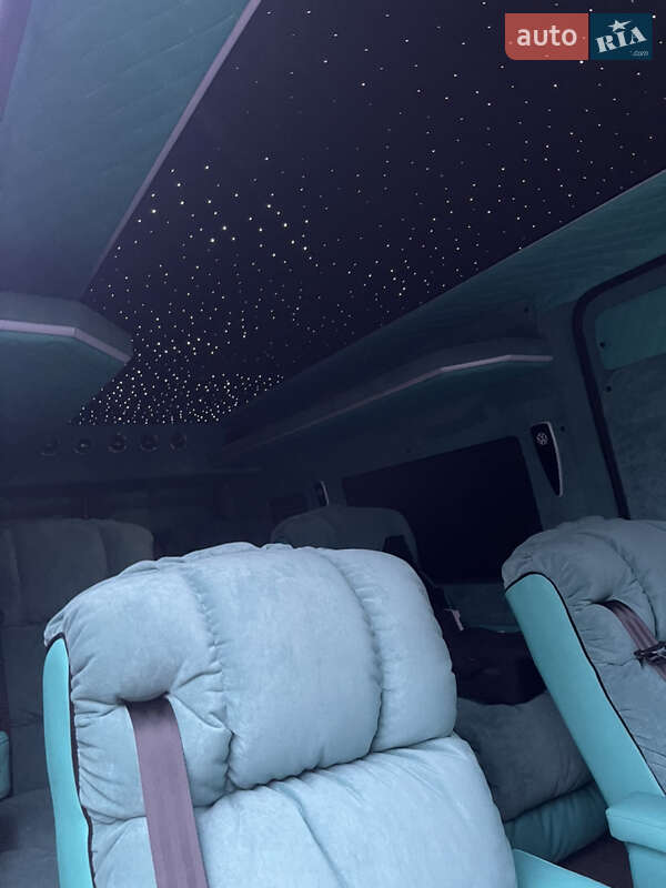 Мінівен Volkswagen Crafter 2020 в Києві