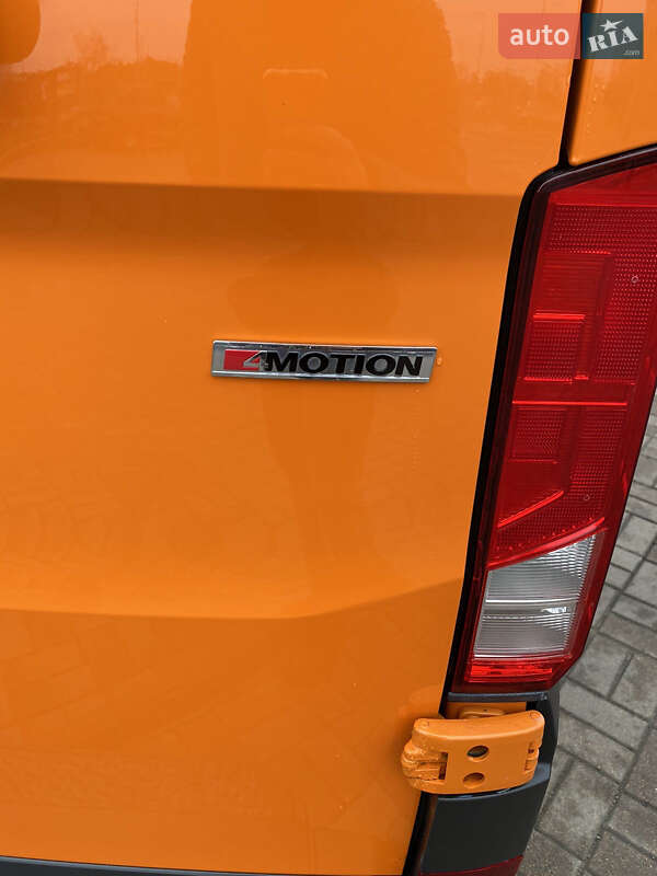 Грузовой фургон Volkswagen Crafter 2020 в Киеве