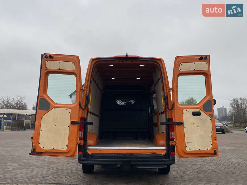 Грузовой фургон Volkswagen Crafter 2020 в Киеве