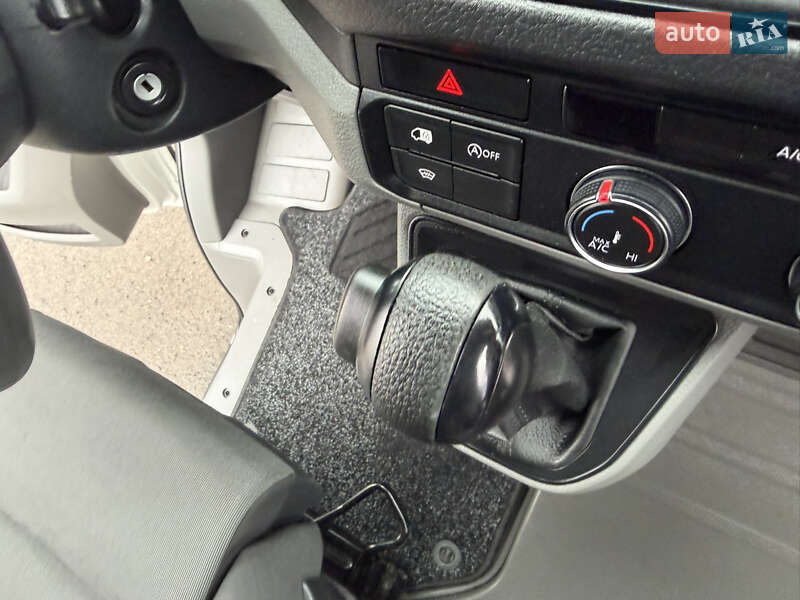 Вантажопасажирський фургон Volkswagen Crafter 2020 в Рівному