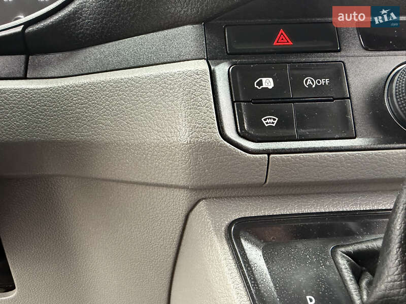 Вантажопасажирський фургон Volkswagen Crafter 2020 в Рівному