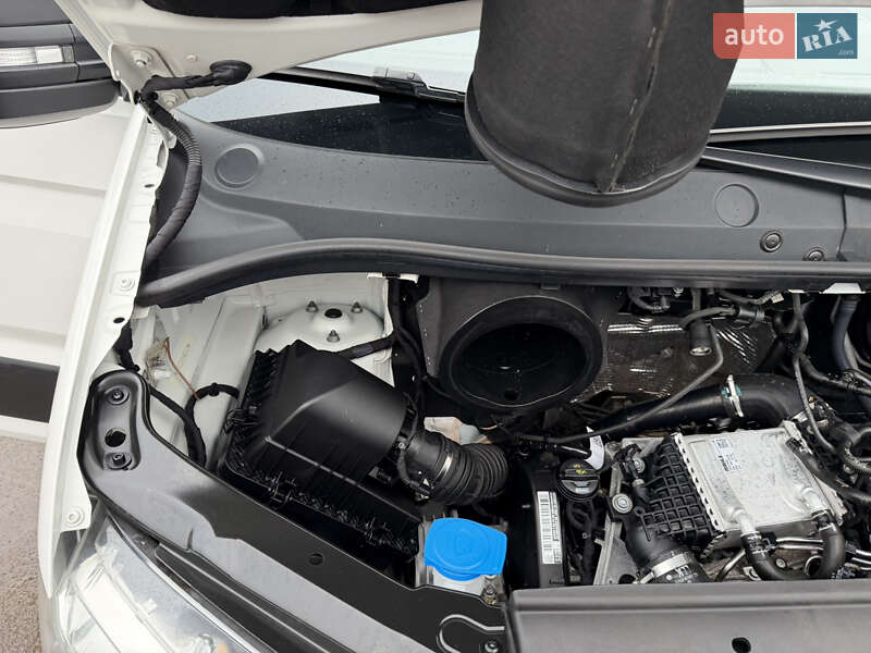 Вантажопасажирський фургон Volkswagen Crafter 2020 в Рівному