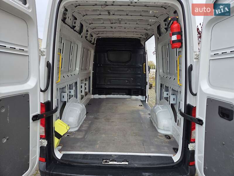 Мікроавтобус вантажний (до 3,5т) Volkswagen Crafter 2019 в Нововолинську