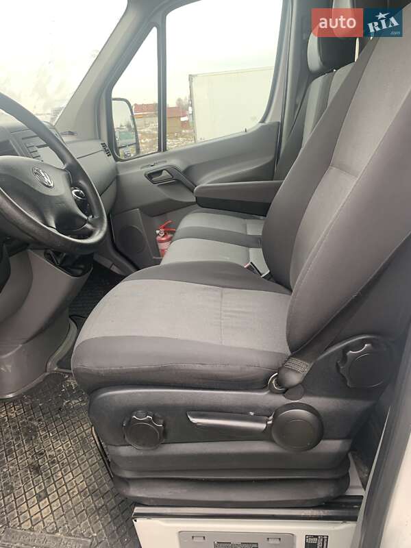 Микроавтобус грузовой (до 3,5т) Volkswagen Crafter 2015 в Ковеле