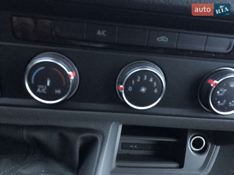 Вантажний фургон Volkswagen Crafter 2021 в Шептицькому