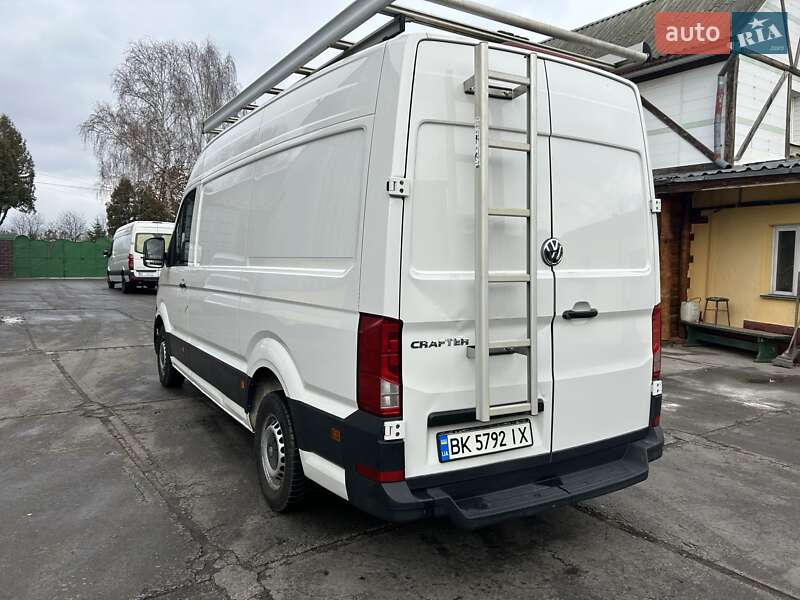 Вантажний фургон Volkswagen Crafter 2018 в Рівному