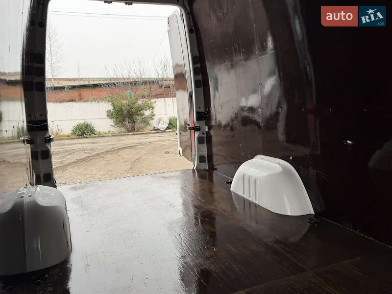 Грузовой фургон Volkswagen Crafter 2016 в Ровно фото 19 Грузовой фургон Volkswagen Crafter 2016 в Ровно