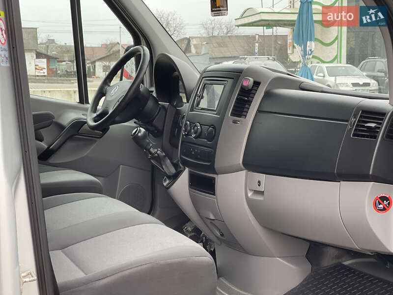 Вантажний фургон Volkswagen Crafter 2016 в Нововолинську