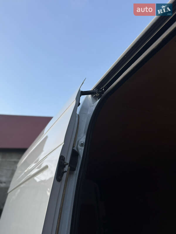 Вантажний фургон Volkswagen Crafter 2012 в Іршаві фото 42 Вантажний фургон Volkswagen Crafter 2012 в Іршаві