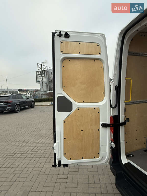 Грузовой фургон Volkswagen Crafter 2021 в Киеве фото 111 Грузовой фургон Volkswagen Crafter 2021 в Киеве