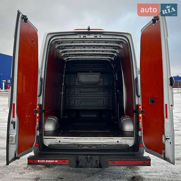 Вантажний фургон Volkswagen Crafter 2018 в Києві