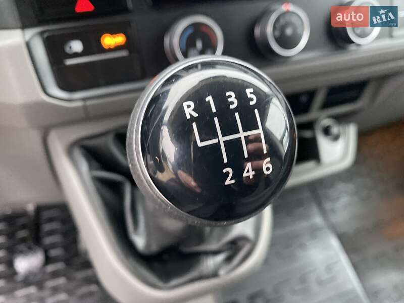 Вантажний фургон Volkswagen Crafter 2022 в Мукачевому