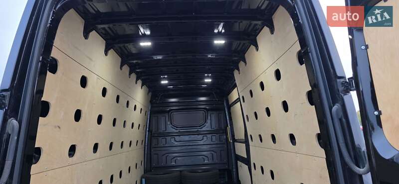 Вантажний фургон Volkswagen Crafter 2020 в Тернополі