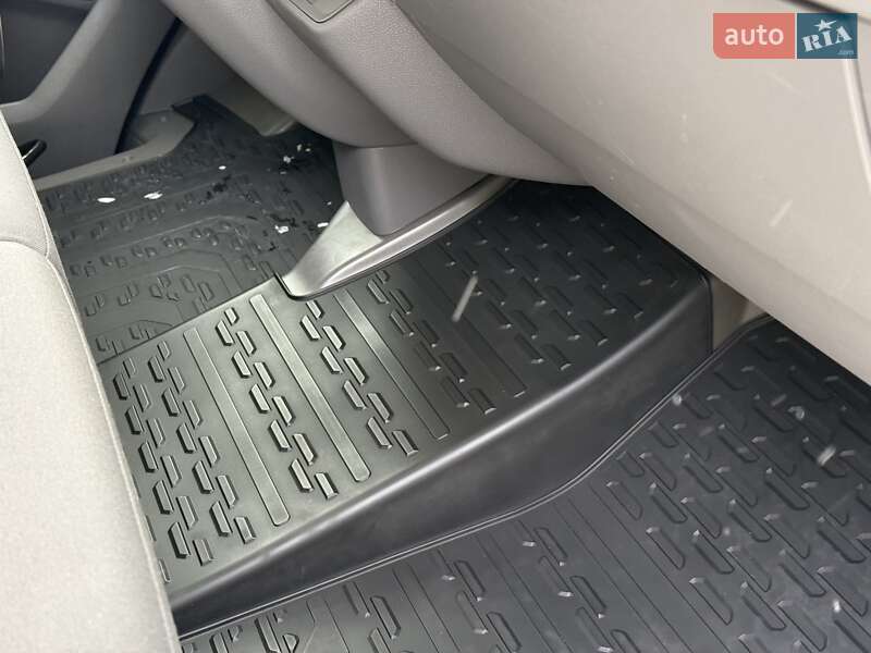 Грузовой фургон Volkswagen Crafter 2017 в Ковеле