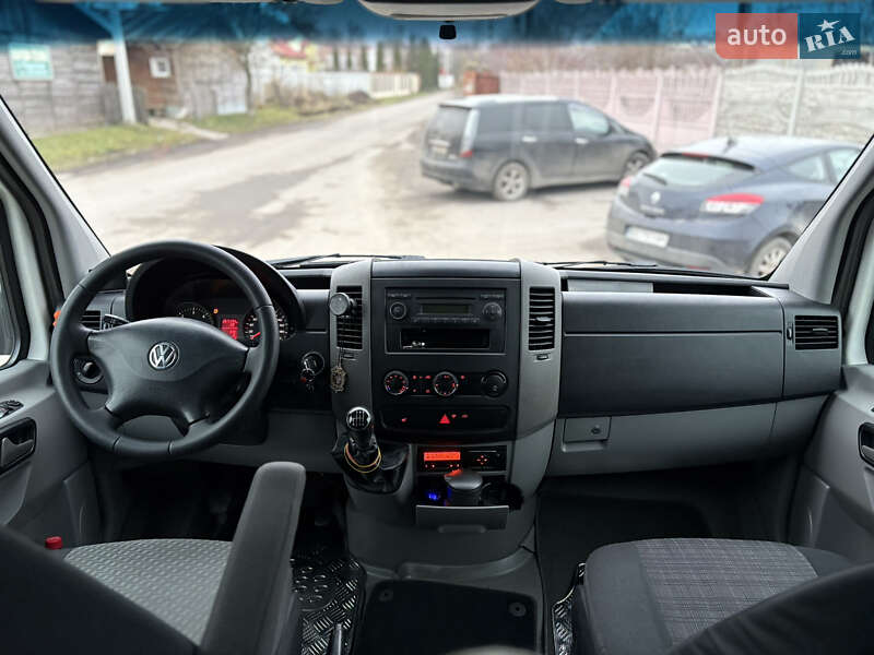 Автовоз Volkswagen Crafter 2011 в Старокостянтинові