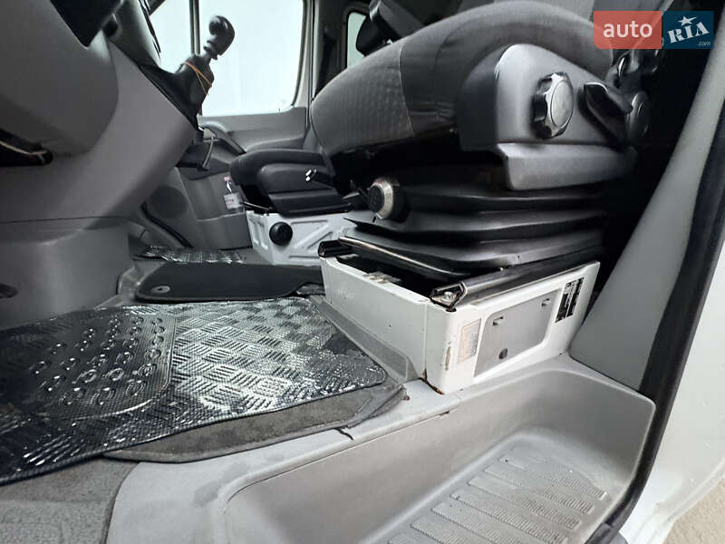 Автовоз Volkswagen Crafter 2011 в Старокостянтинові