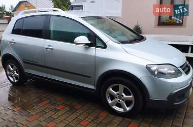 Хэтчбек Volkswagen Cross Golf Plus 2008 в Дубно