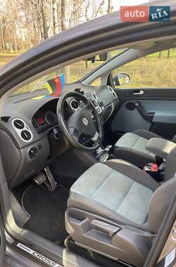 Хэтчбек Volkswagen Cross Golf 2007 в 