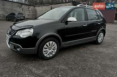 Хэтчбек Volkswagen Cross Polo 2007 в Каменском