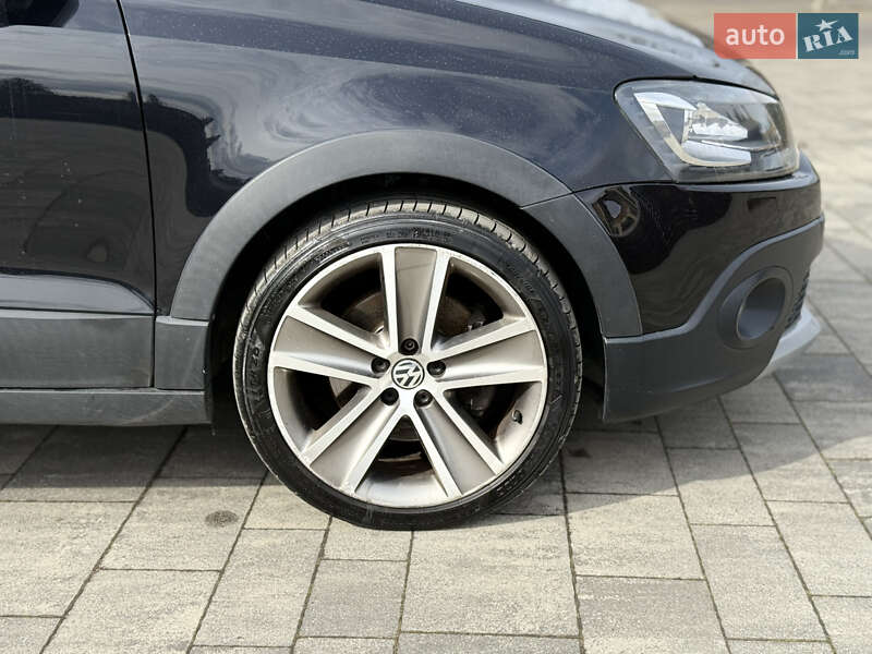 Хэтчбек Volkswagen Cross Polo 2012 в Тячеве