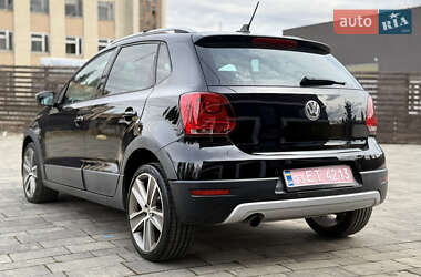 Хэтчбек Volkswagen Cross Polo 2012 в 