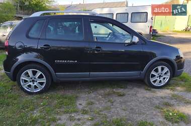 Хетчбек Volkswagen Cross Polo 2009 в 