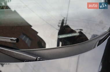 Хэтчбек Volkswagen Cross Polo 2011 в 