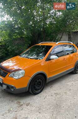 Хэтчбек Volkswagen Cross Polo 2008 в Киеве