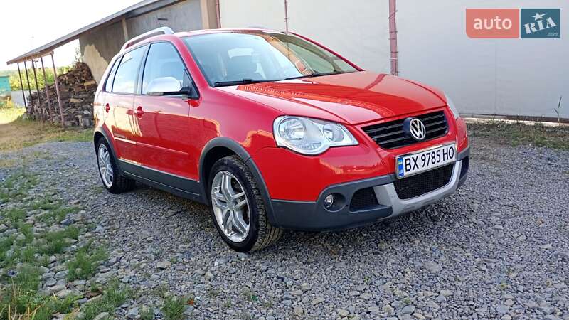 Хэтчбек Volkswagen Cross Polo 2008 в 