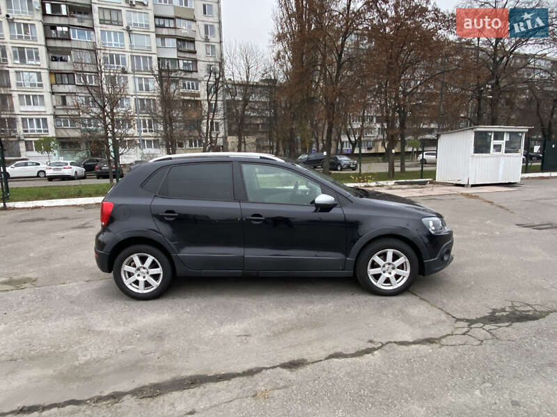 Хэтчбек Volkswagen Cross Polo 2012 в Киеве