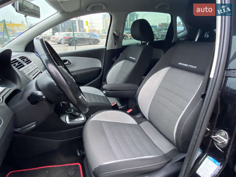 Хэтчбек Volkswagen Cross Polo 2012 в Киеве