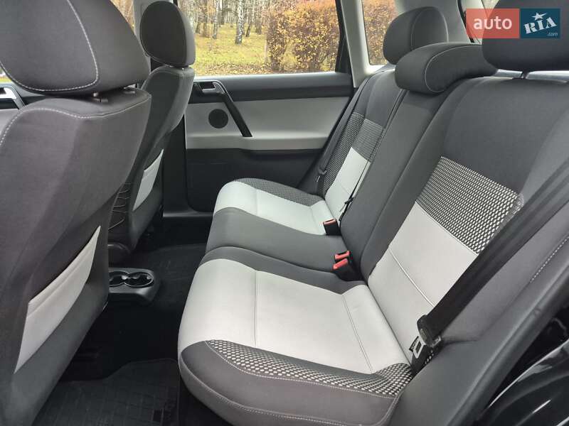 Хэтчбек Volkswagen Cross Polo 2008 в Тернополе