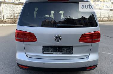 Минивэн Volkswagen Cross Touran 2015 в 