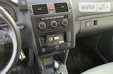 Минивэн Volkswagen Cross Touran 2015 в 