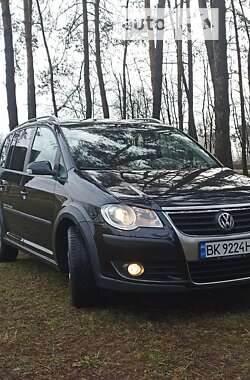 Минивэн Volkswagen Cross Touran 2007 в Дубно