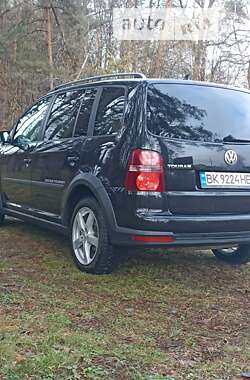 Минивэн Volkswagen Cross Touran 2007 в Дубно