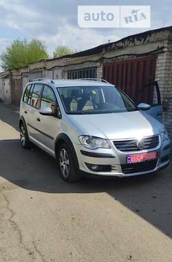 Минивэн Volkswagen Cross Touran 2009 в Луцке