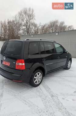 Мінівен Volkswagen Cross Touran 2008 в Києві