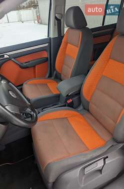 Мінівен Volkswagen Cross Touran 2008 в Києві